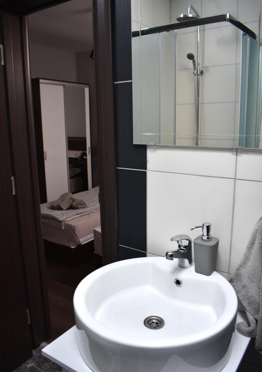 Apartmani Zrenjanin Bagian luar foto